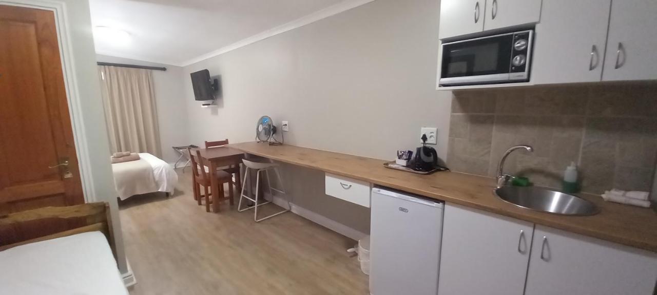 Masada Guest House Лангебан Екстериор снимка
